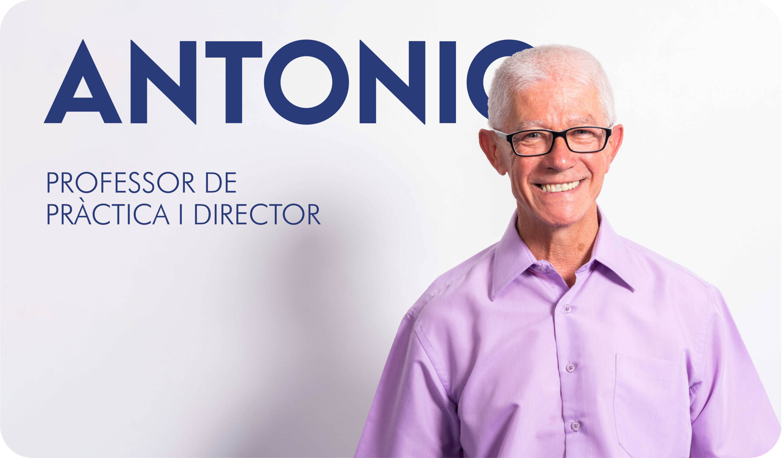 L'Antonio, professor de pràctica i director de l'Autoescola Victor.